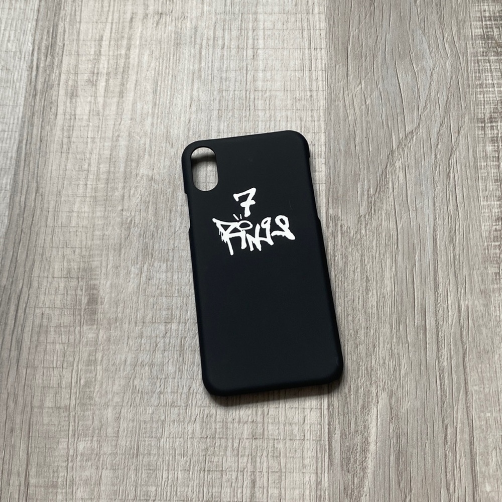 NWOT ariana grande 7 rings phone case